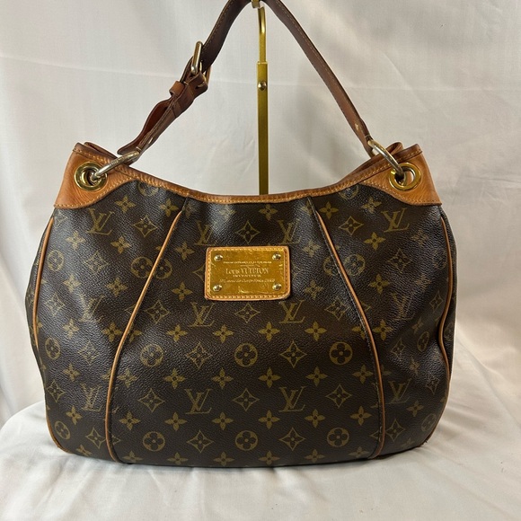 Louis Vuitton Galliera PM Monogram Canvas Shoulder Bag WITH BOX AND DUST COVER - Picture 1 of 16
